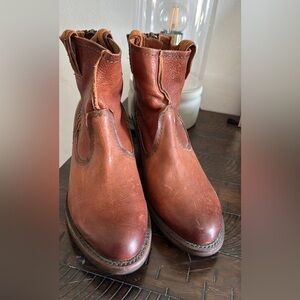 Frye Women's Tan Leather Ankle Booties
